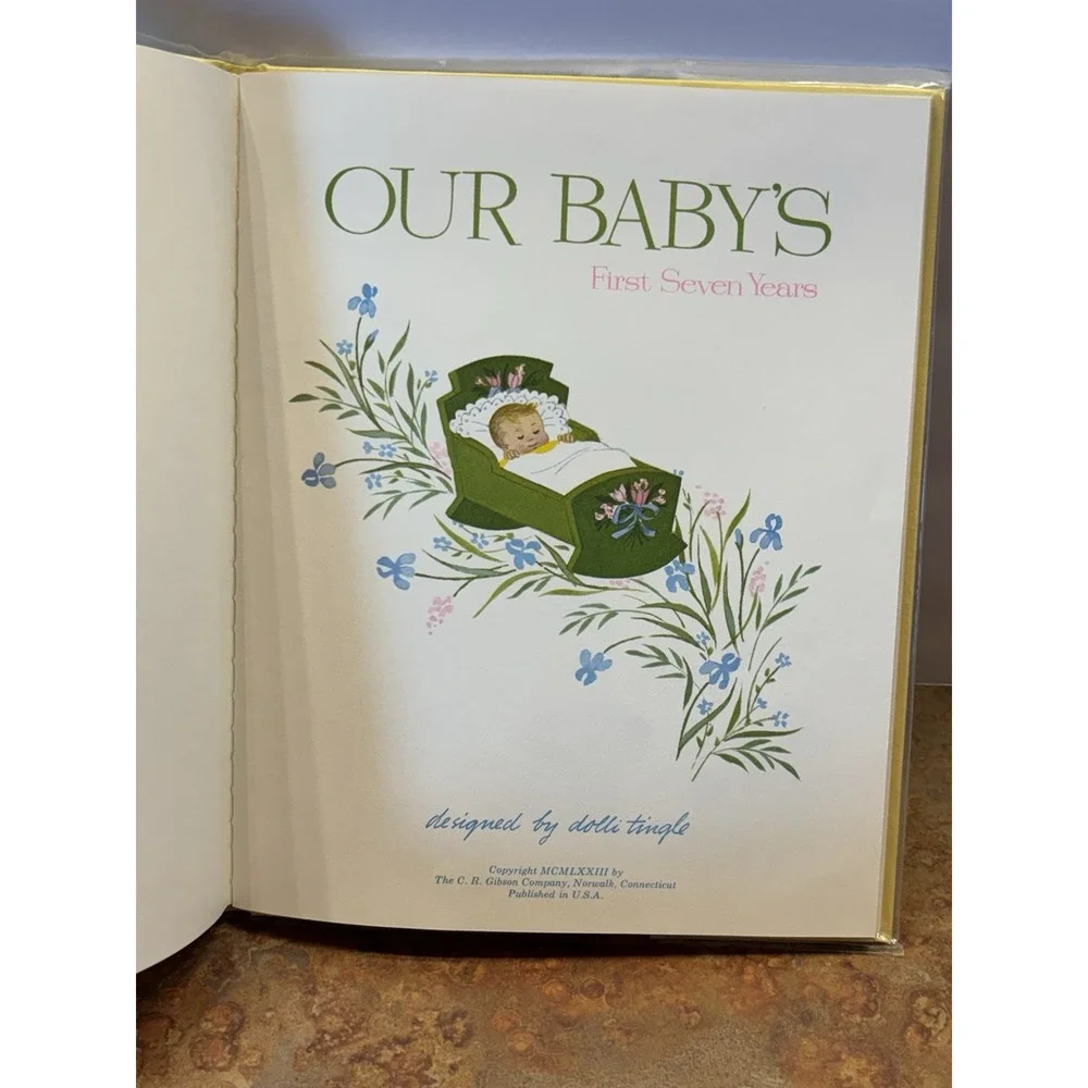 Vintage 70's C.R. Gibson Dolli Tingle Baby 1st 7 Years Book Unused With Cover